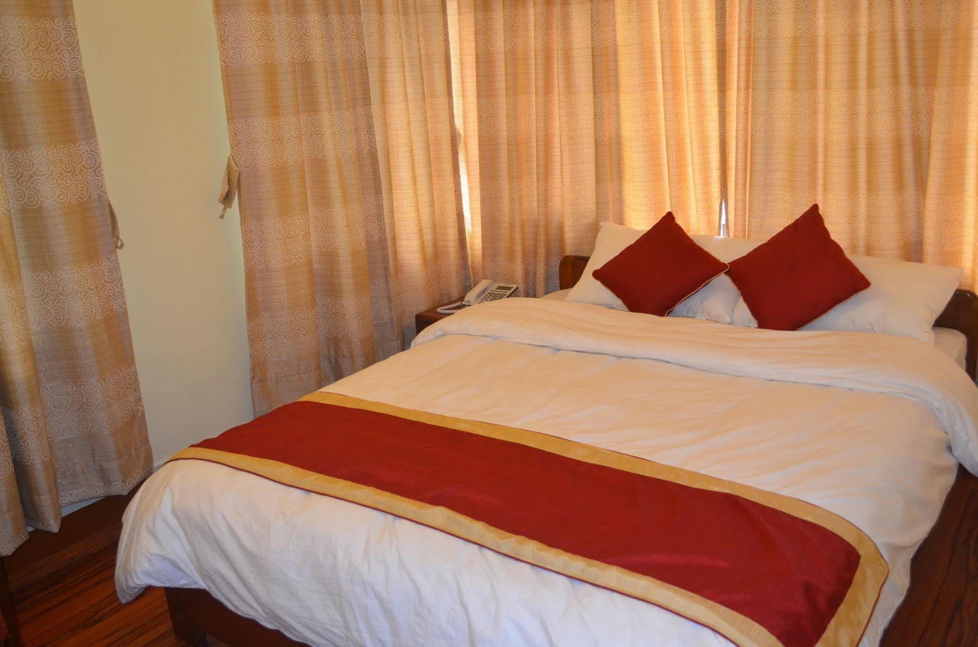 Potala Tourist Home Katmandou Extérieur photo